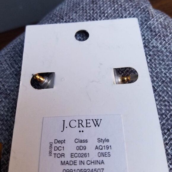 NWT J Crew Gold Tone Tortoise 1/2 Hoop Stud Earrings - Picture 7 of 7